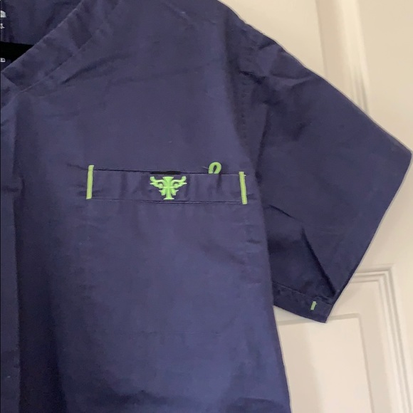 Scrub top - Picture 3 of 4